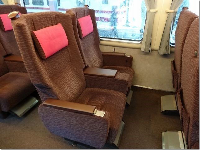 ほくほく線(北越急行)特急「はくたか号」 683系 グリーン車 ほくほく線(北越急行)特急「はくたか号」 683系 グリーン車