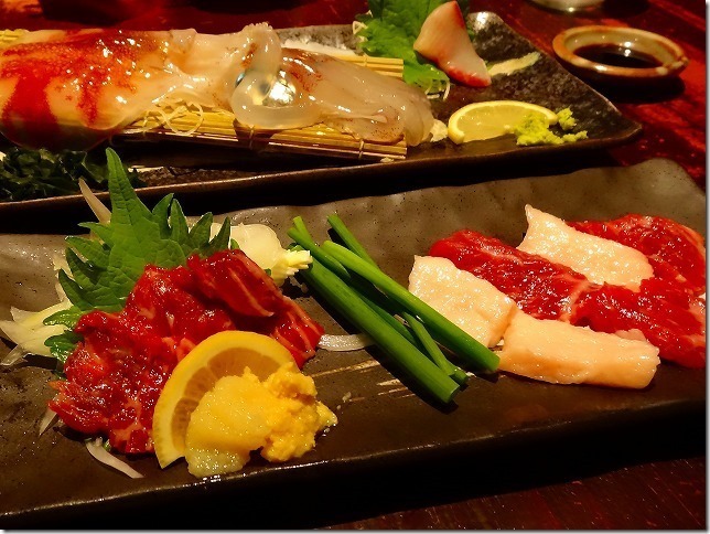 博多中洲 遊食亭 馬刺し