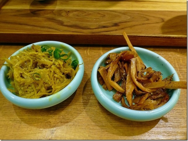 箸とレンゲ　東京都　杉並区　阿佐ヶ谷