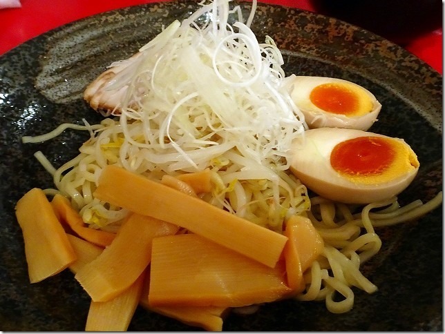 廣島つけ麺本舗 ばくだん屋 廣島つけ麺本舗 ばくだん屋